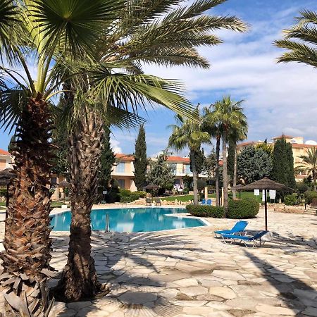 Appartamento Beautiful Regina Gardens Paphos Esterno foto